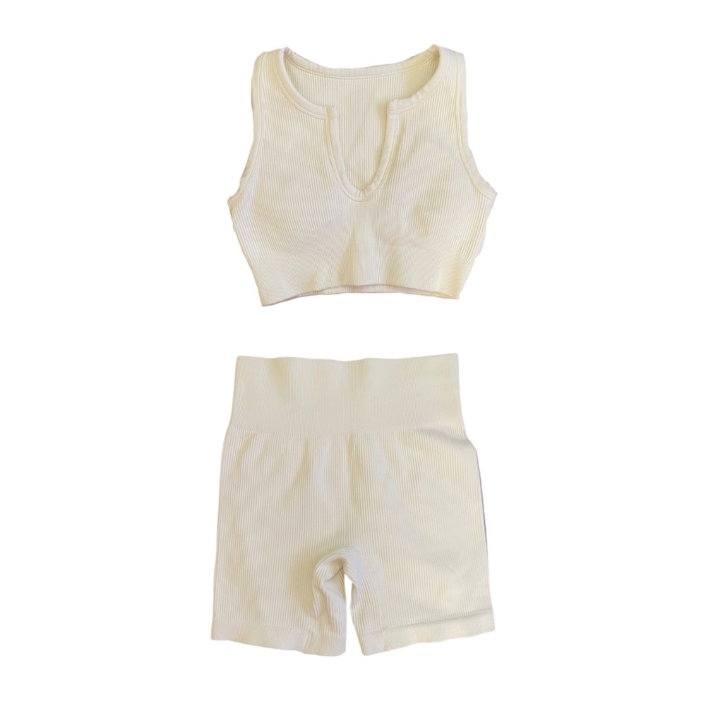 Cream Ribbed Shorts Set